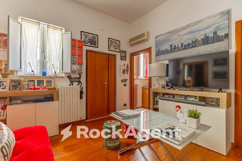 Salone - Two-room apartment corso Cavour, 182, Bari - photo 1
