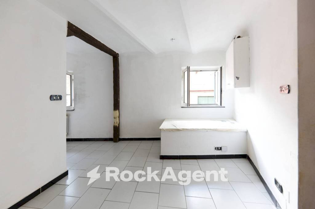 Salone - Two-room apartment via Barabini di Teglia, 2, Genova (neighborhood Bolzaneto) - photo 2