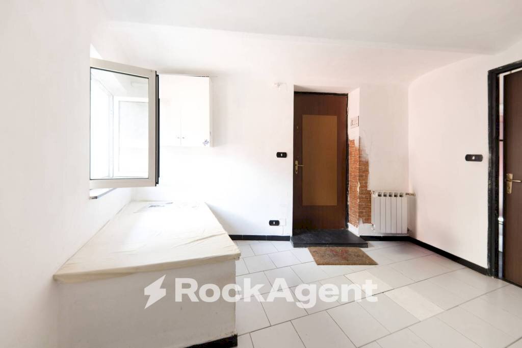 Cucina - Two-room apartment via Barabini di Teglia, 2, Genova (neighborhood Bolzaneto) - photo 3