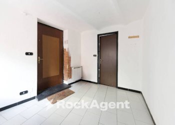 Cucina - Two-room apartment via Barabini di Teglia, 2, Genova (neighborhood Bolzaneto) - photo 4