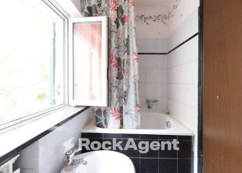 Bagno - Two-room apartment via Barabini di Teglia, 2, Genova (neighborhood Bolzaneto) - photo 17
