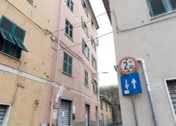 Facciata - Two-room apartment via Barabini di Teglia, 2, Genova (neighborhood Bolzaneto) - photo 22