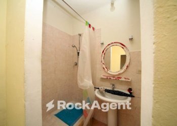 Bagno - Three-room apartment via Campodonico, 35, Genova (neighborhood Bolzaneto) - photo 15