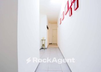 Corridoio - Four-room apartment vico San Maria Ad Agnone, 18, Napoli - photo 5