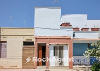 Facciata - Casa indipendente via Giove, Carovigno - foto 21