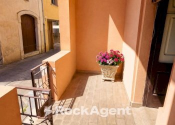 Balcone - Four-room apartment via F. Bandiera, Corte I, Casarano - photo 3
