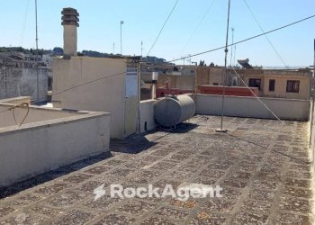 Terrazzo - Four-room apartment via F. Bandiera, Corte I, Casarano - photo 26