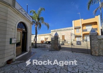 Zona - Hotel via Santa Cesarea Terme, 72, Minervino di Lecce - photo 6