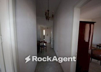 Corridoio - Villa via Cristoforo Colombo, 30, Spongano - foto 14