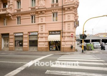 Zona - Cafeteria - Cold Bar via Giovanni Tommaso Invrea, Genova (neighborhood Centro) - photo 1