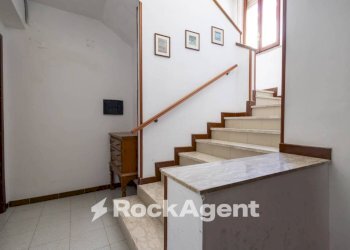 Interno palazzo - Two-room apartment via Vincenzo Catalani, 25, Catanzaro - photo 1