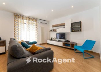Salone - Three-room apartment via Fratelli Bandiera, 80, Gravina di Catania - photo 7
