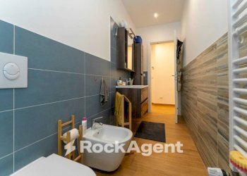 Bagno - Three-room apartment via Fratelli Bandiera, 80, Gravina di Catania - photo 32