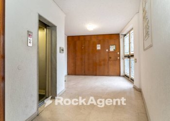 Interno palazzo - Three-room apartment via Fratelli Bandiera, 80, Gravina di Catania - photo 34