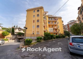 Posto macchina - Three-room apartment via Fratelli Bandiera, 80, Gravina di Catania - photo 38