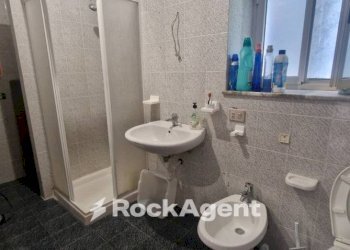 Bagno - Two-room apartment via Vincenzo D'Amato, 62, Catanzaro - photo 9