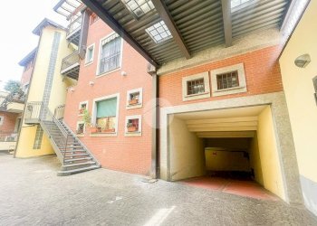 One-room apartment Via Monsignor Luigi Martini, Milano (neighborhood Affori) - photo 19