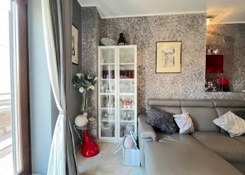 Three-room apartment Via Vincenzo da Seregno, Milano (neighborhood Affori) - photo 4