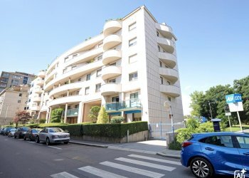 Box Via Lodovico Muratori, Torino (zona San Salvario) - foto 1