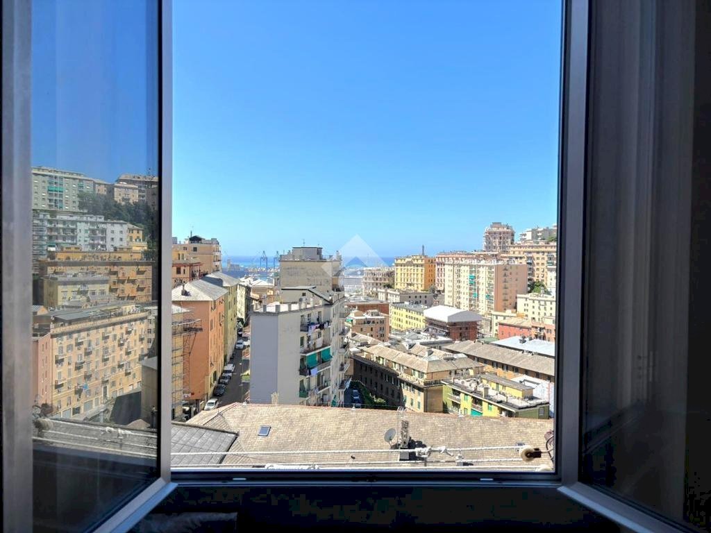 Quadrilocale Vico Chiuso dei Cinque Santi, Genova (zona Lagaccio) - foto 1