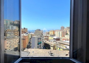 Quadrilocale Vico Chiuso dei Cinque Santi, Genova (zona Lagaccio) - foto 1