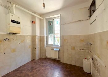 Quadrilocale Vico Chiuso dei Cinque Santi, Genova (zona Lagaccio) - foto 3