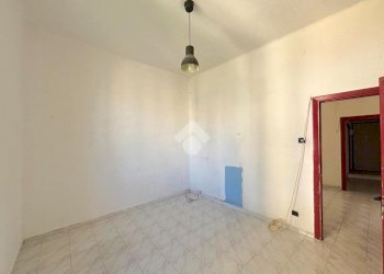 Quadrilocale Vico Chiuso dei Cinque Santi, Genova (zona Lagaccio) - foto 9