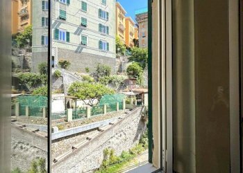 Quadrilocale Vico Chiuso dei Cinque Santi, Genova (zona Lagaccio) - foto 12