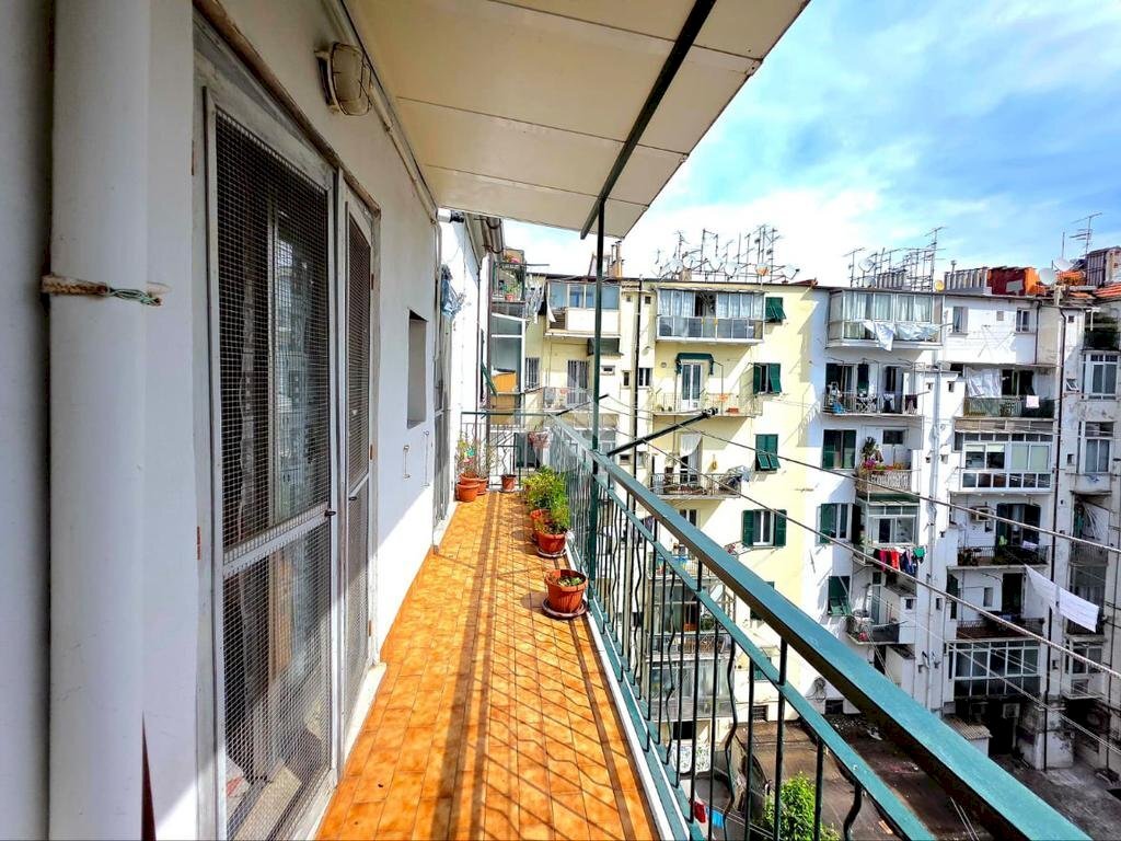 Apartment Via Gio Francesco Niella, Savona (neighborhood Centro) - photo 3