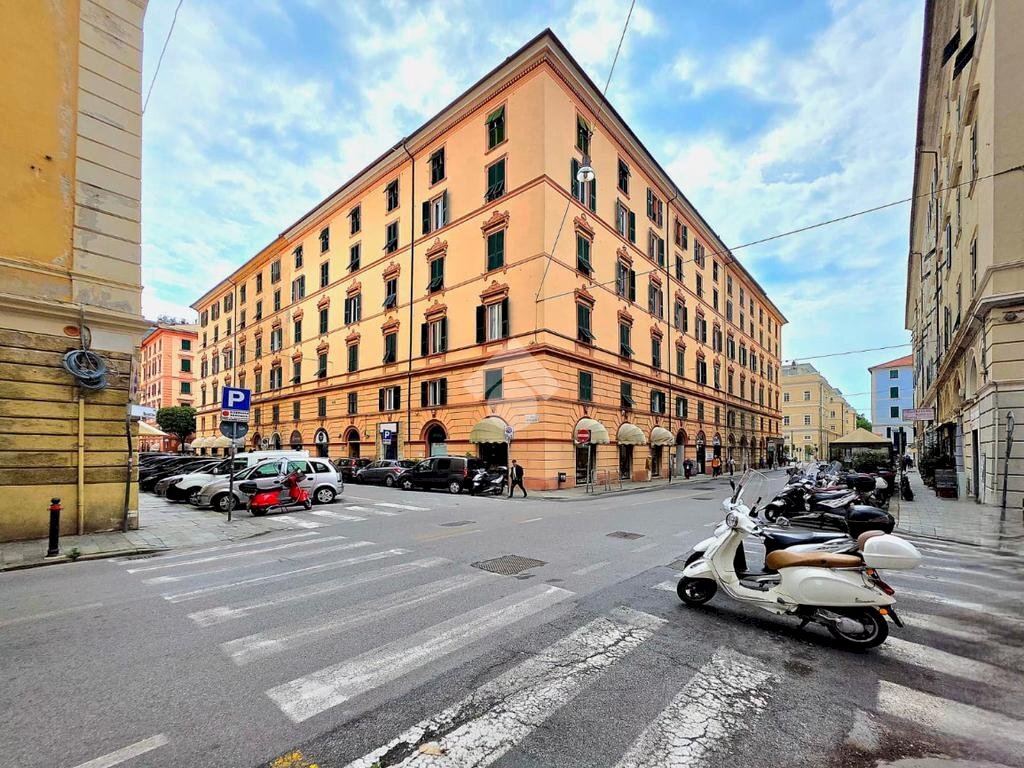 Apartment Via Gio Francesco Niella, Savona (neighborhood Centro) - photo 1