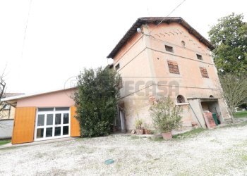 1_Rustico e Zona giorno.jpg - Appartamento Via Madonna della Pioppa 25, Bondeno - foto 20