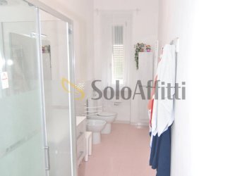 SERVIZIO CON DOCCIA E FINESTRA.jpg - Apartment Via Giuseppe Maria Terreni 55, Livorno - photo 3