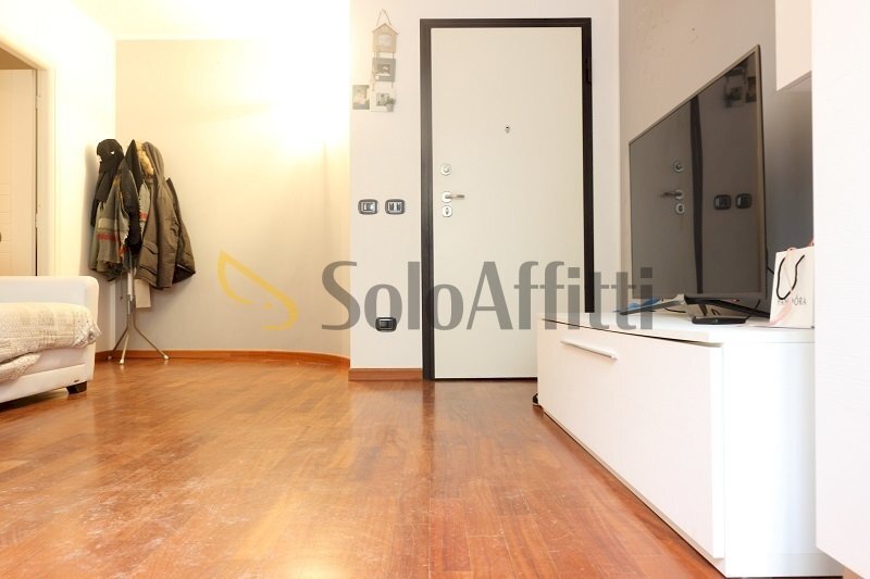 Soggiorno con cucina a vista - Two-room apartment viale Sant'aquilino, Varedo - photo 2