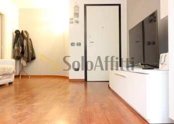 Soggiorno con cucina a vista - Two-room apartment viale Sant'aquilino, Varedo - photo 2