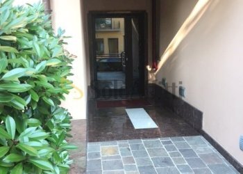 Esterno condominiale - Two-room apartment viale Sant'aquilino, Varedo - photo 13