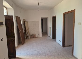 zona giorno - Four-room apartment Via Piervisani 1, Perugia - photo 3