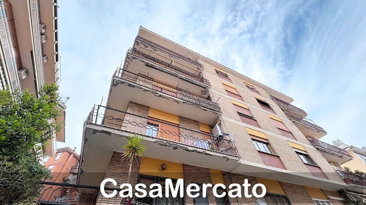 8.jpg - Four-room apartment Via Orazio, Albano Laziale - photo 2