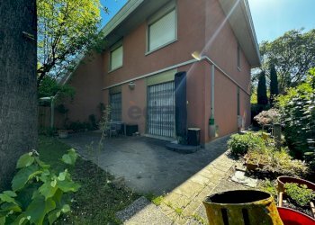 GIARDINO - Terraced Villa Via Albert Einstein 42, Modena - photo 16