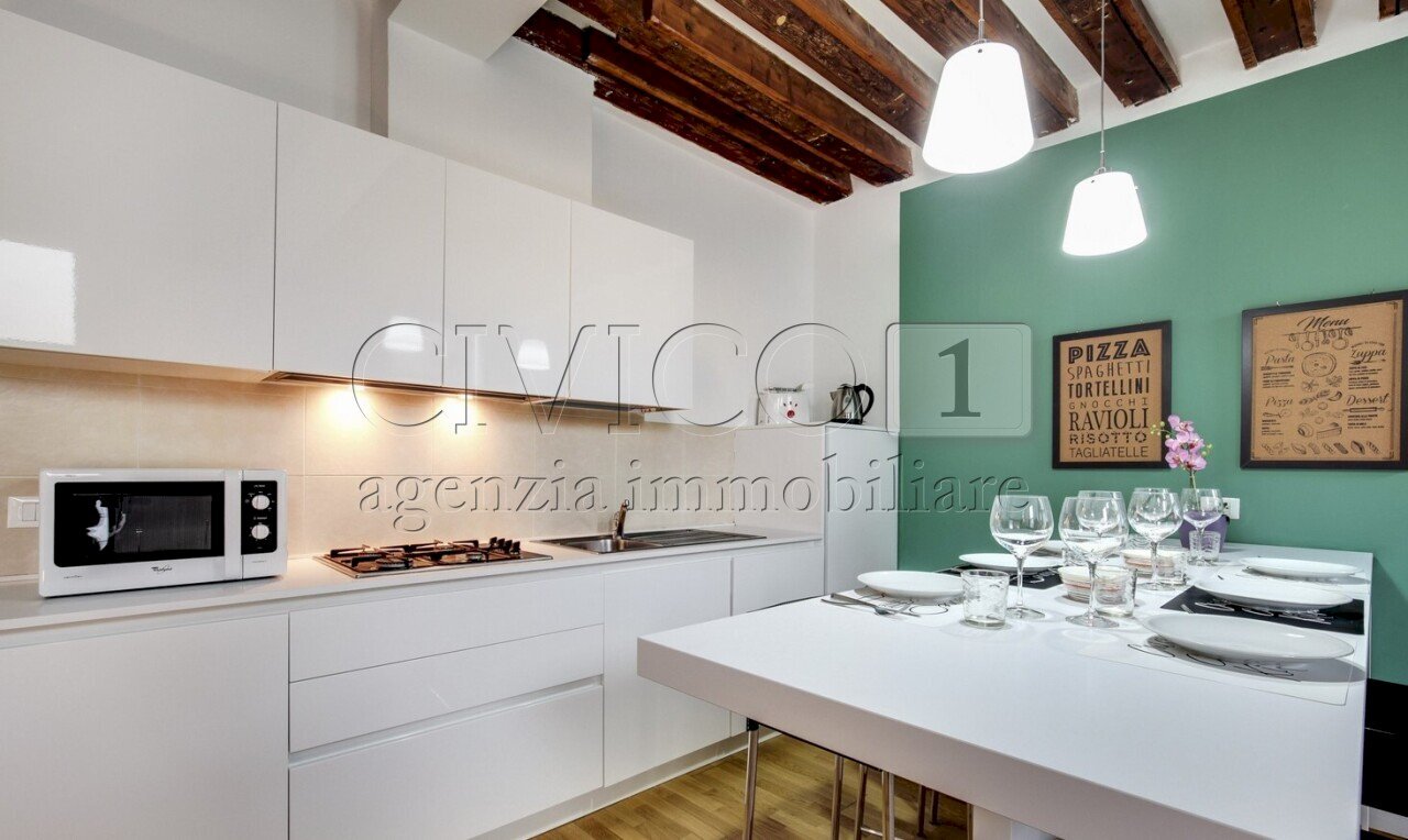 Soggiorno/Cucina - Trilocale Fondamenta de la Sensa, Venezia (zona Cannaregio) - foto 3