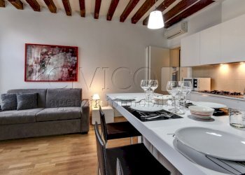 Soggiorno/Cucina - Three-room apartment Fondamenta de la Sensa, Venezia (neighborhood Cannaregio) - photo 11
