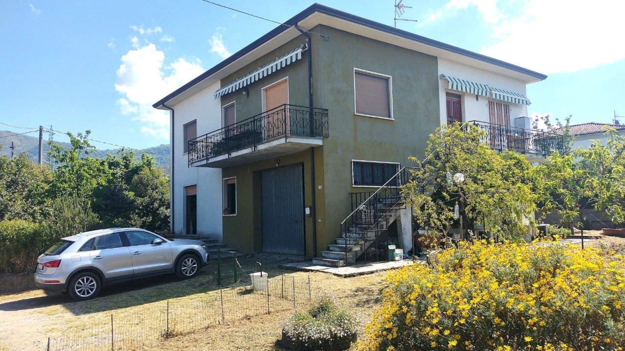 60de5e05-8b24-49fa-8d0d-288729188de0.jpg - Casa indipendente Via della Pace 52, Castelnuovo Magra - foto 2