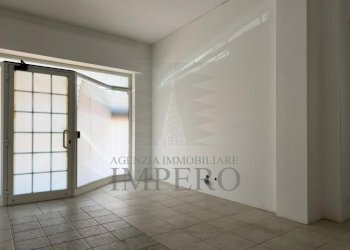11.jpg - Commercial Premises Via Sottoconvento 59, Ventimiglia - photo 12