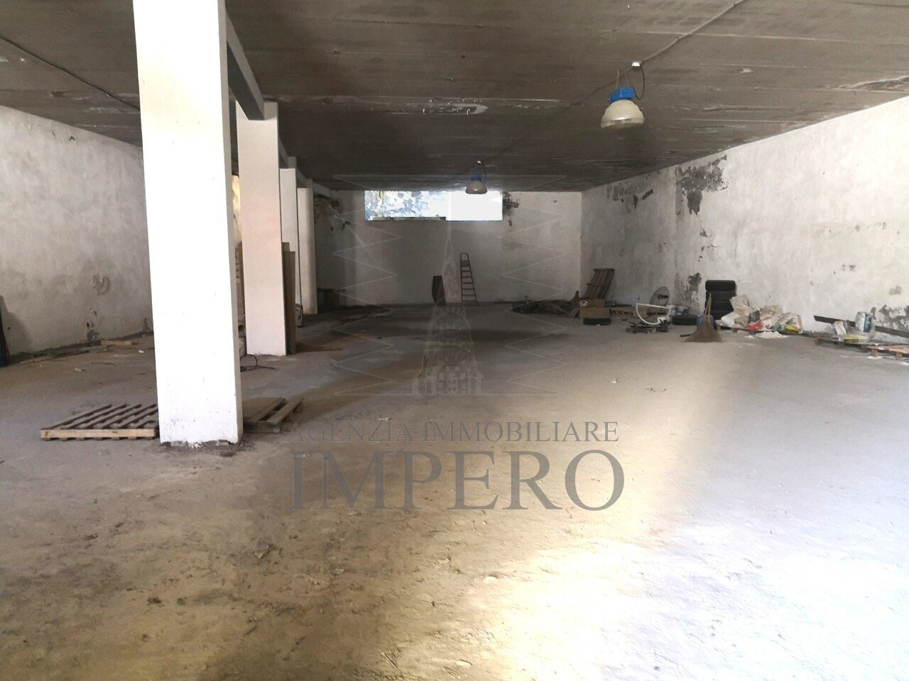 4.jpg - Warehouse Via Maneira SNC, Ventimiglia - photo 2