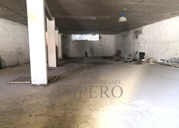 4.jpg - Warehouse Via Maneira SNC, Ventimiglia - photo 2