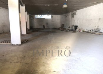 5.jpg - Warehouse Via Maneira SNC, Ventimiglia - photo 3
