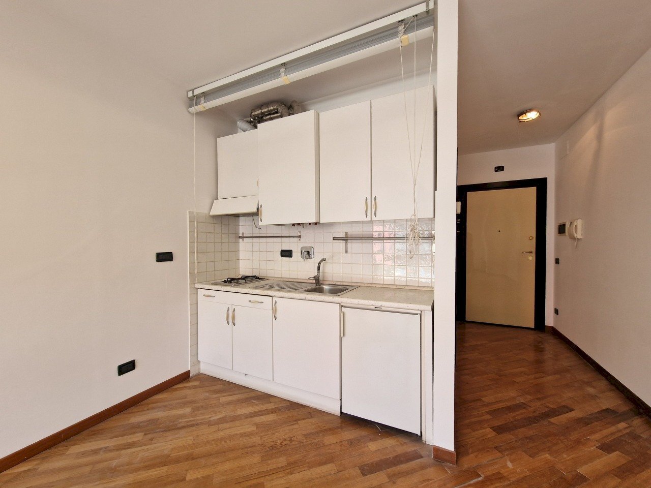 angolo cottura.jpg - Monolocale Molo Ponte Morosini 10, Genova (zona Porto antico) - foto 2