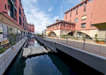 zona d.jpg - Monolocale Molo Ponte Morosini 10, Genova (zona Porto antico) - foto 9