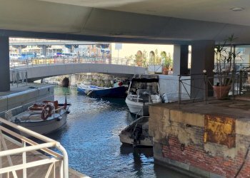dettagli zona b.jpg - Monolocale Molo Ponte Morosini 10, Genova (zona Porto antico) - foto 10