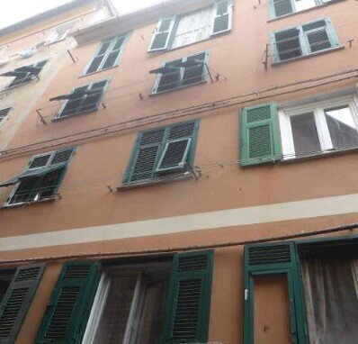 2.jpg - Four-room apartment at auction Via Caderiva 30/9, Genova (neighborhood Staglieno) - photo 1