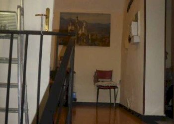 3.jpg - Four-room apartment at auction Via Caderiva 30/9, Genova (neighborhood Staglieno) - photo 2